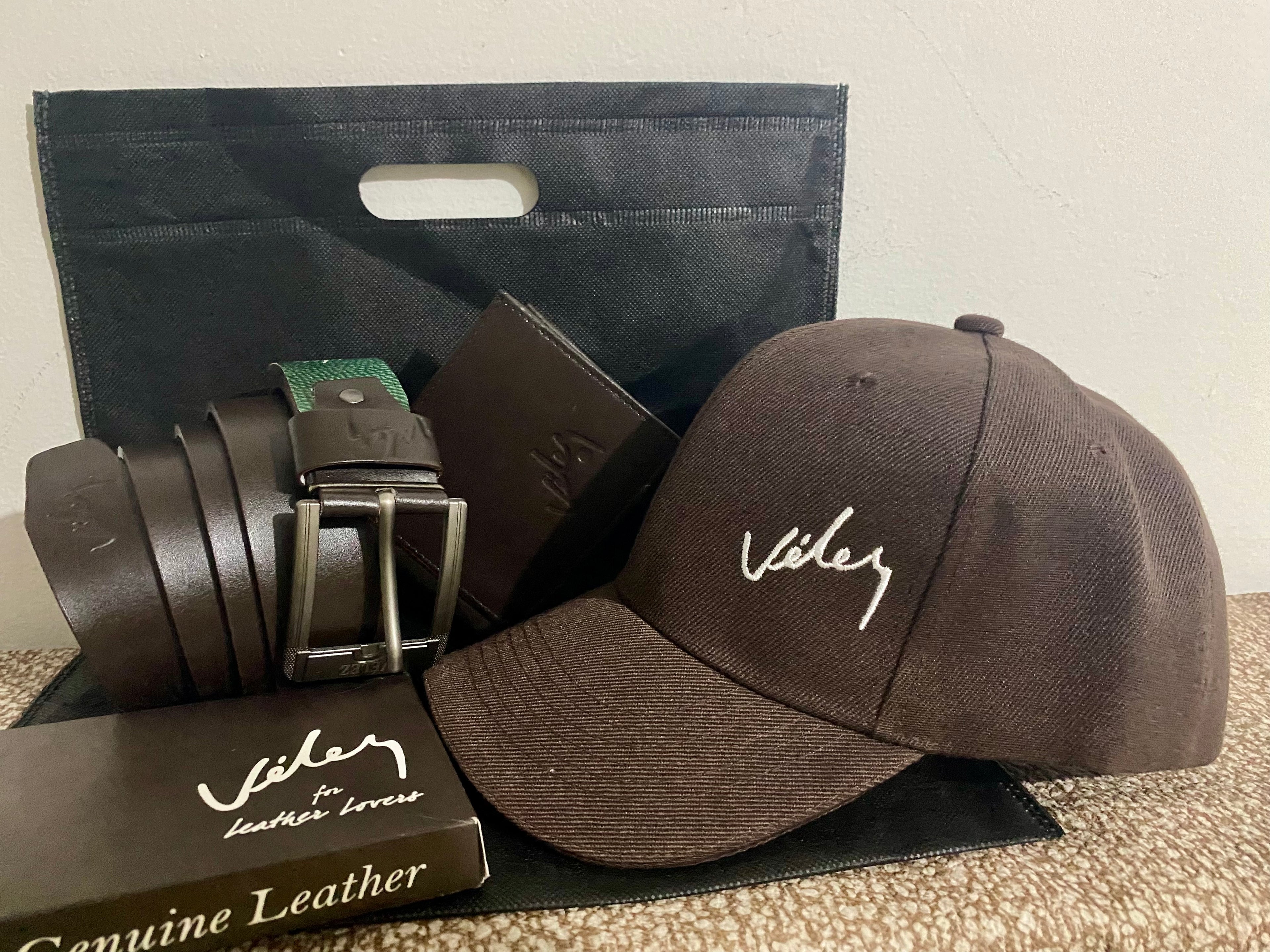 Trio Velez Gorra + Correa + Billetera - 100% cuero